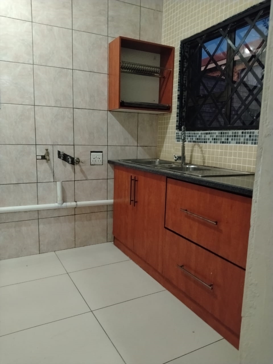 5 Bedroom Property for Sale in Flamwood North West